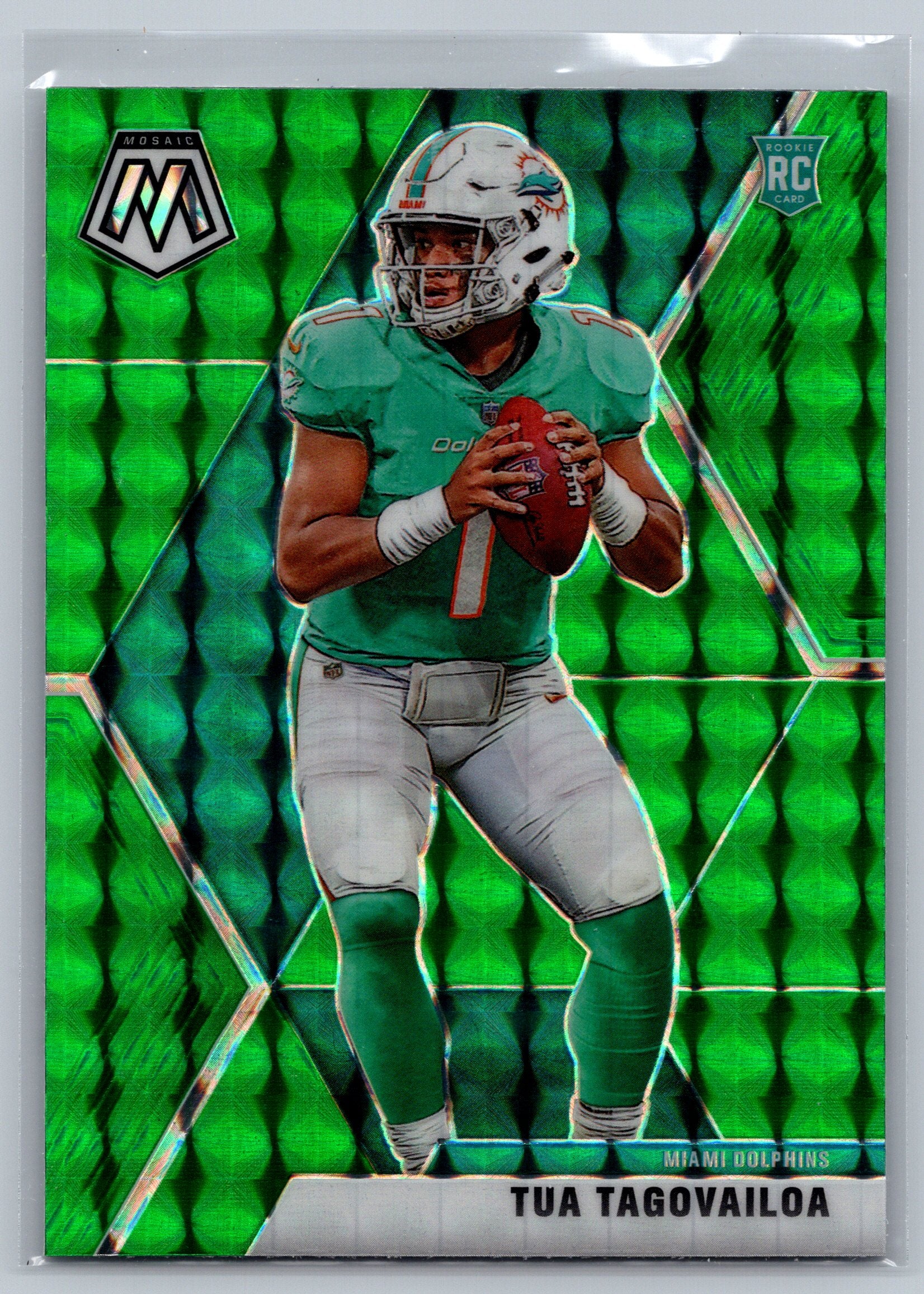 2020 Panini Mosaic Tua Tagovailoa Green Rookie Card #203