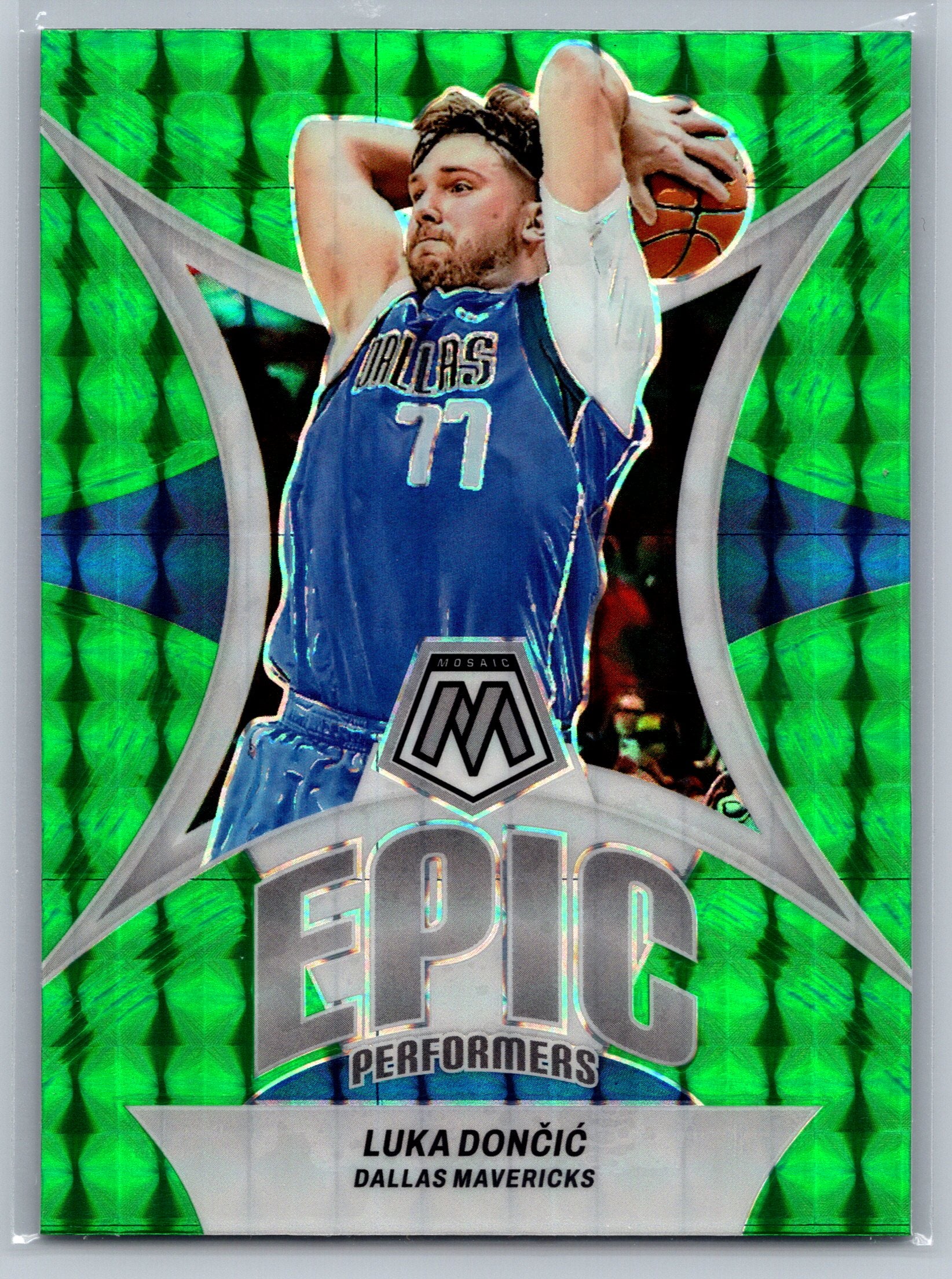 2023 Panini Mosaic Luka Doncic Green Epic Performers #9