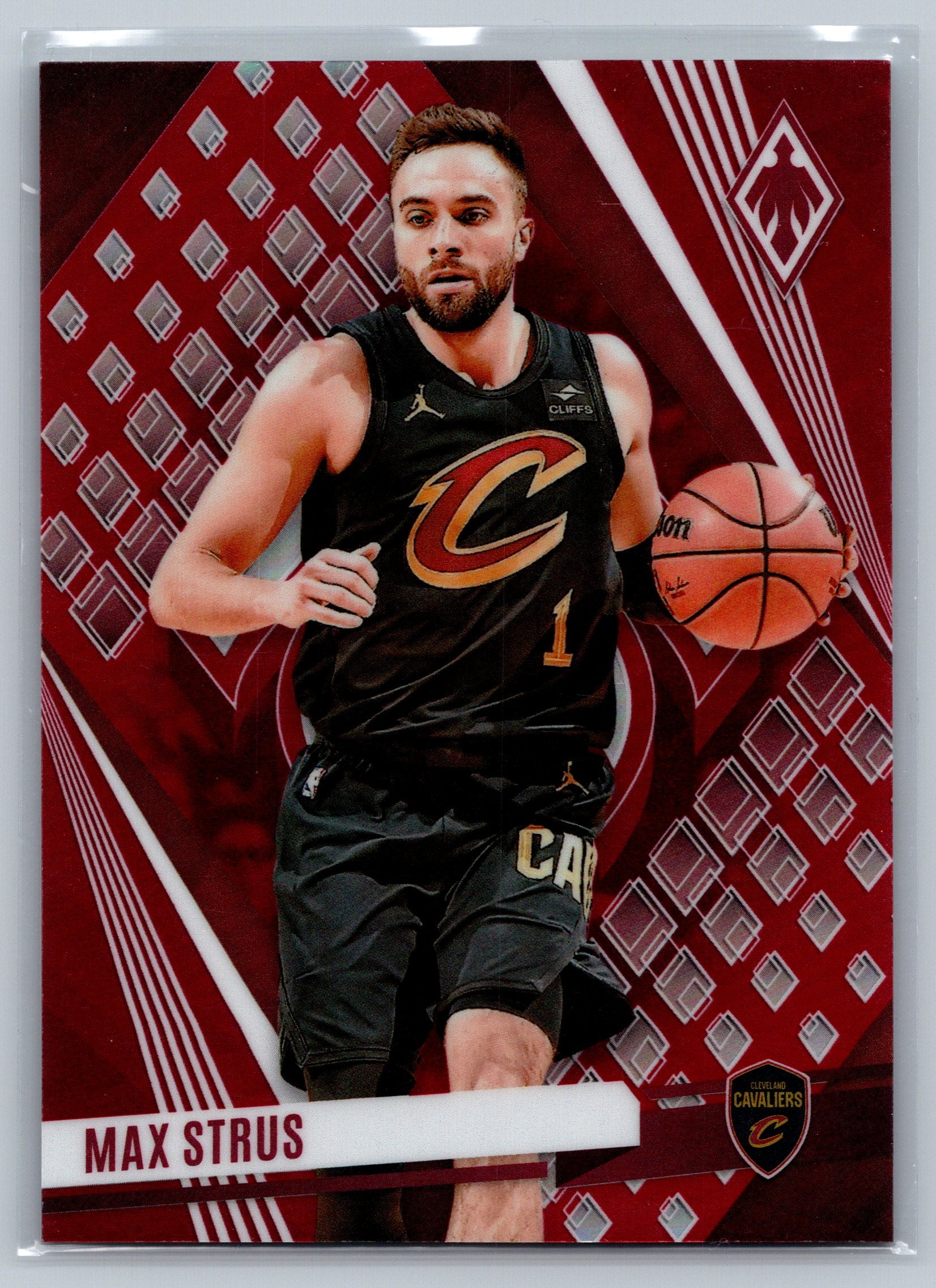 2023 Panini Phoenix Max Strus Red /199 #218